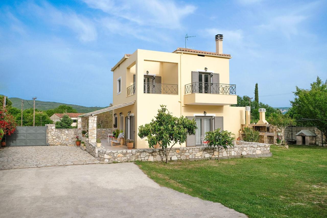 Giannakis Vila Kanakádes